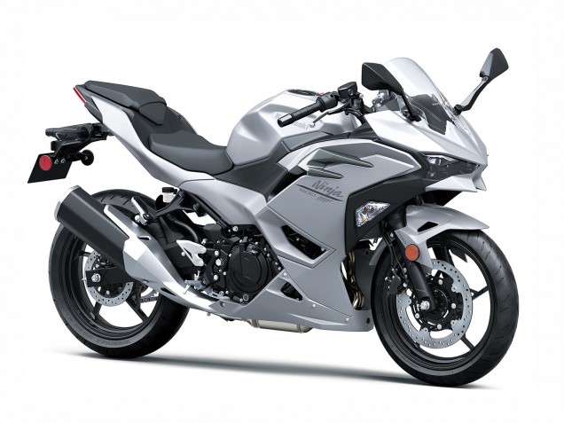 2024-2025 Kawasaki Ninja 500 EX500R Motorcycle Fairings - Metallic Silver Ninja UK