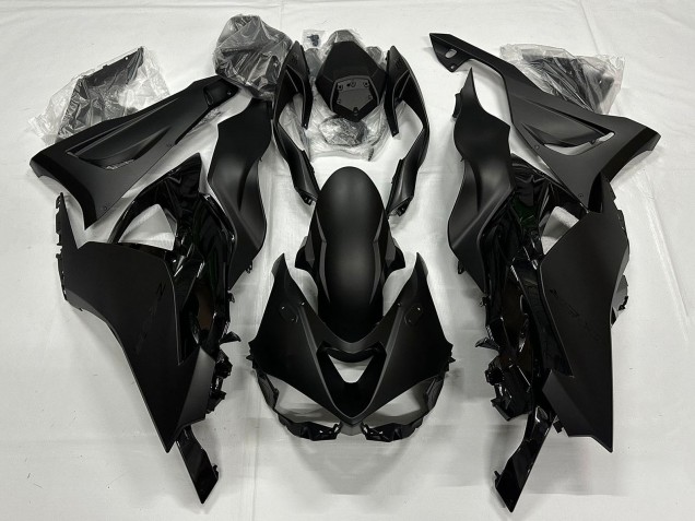 2023-2025 Kawasaki ZX6R Motorcycle Fairings - Matte Black UK