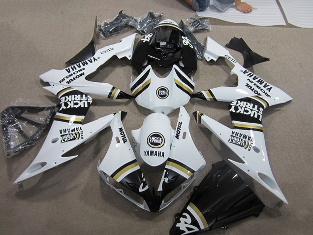 Black White Lucky Strike 04-06 YZF R1 Motorcycle Fairings Black White Lucky Strike 04-06 YZF R1 Motorcycle Fairings